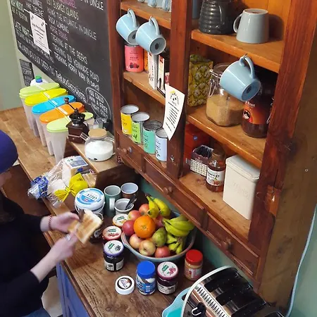 ホステル The Black Sheep