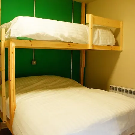 The Black Sheep Хостел *